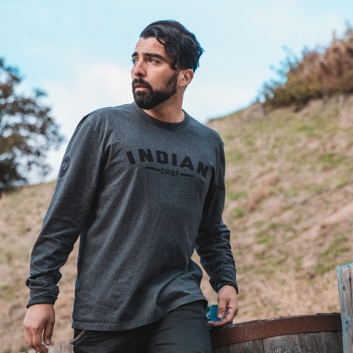 Men's Chief Long Sleeve Logo T-Shirt, Charcoal | Indian Motorcycle NO