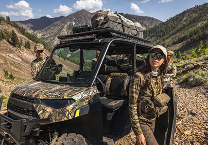 ranger crew 1000 with rhino rack roof rack installed