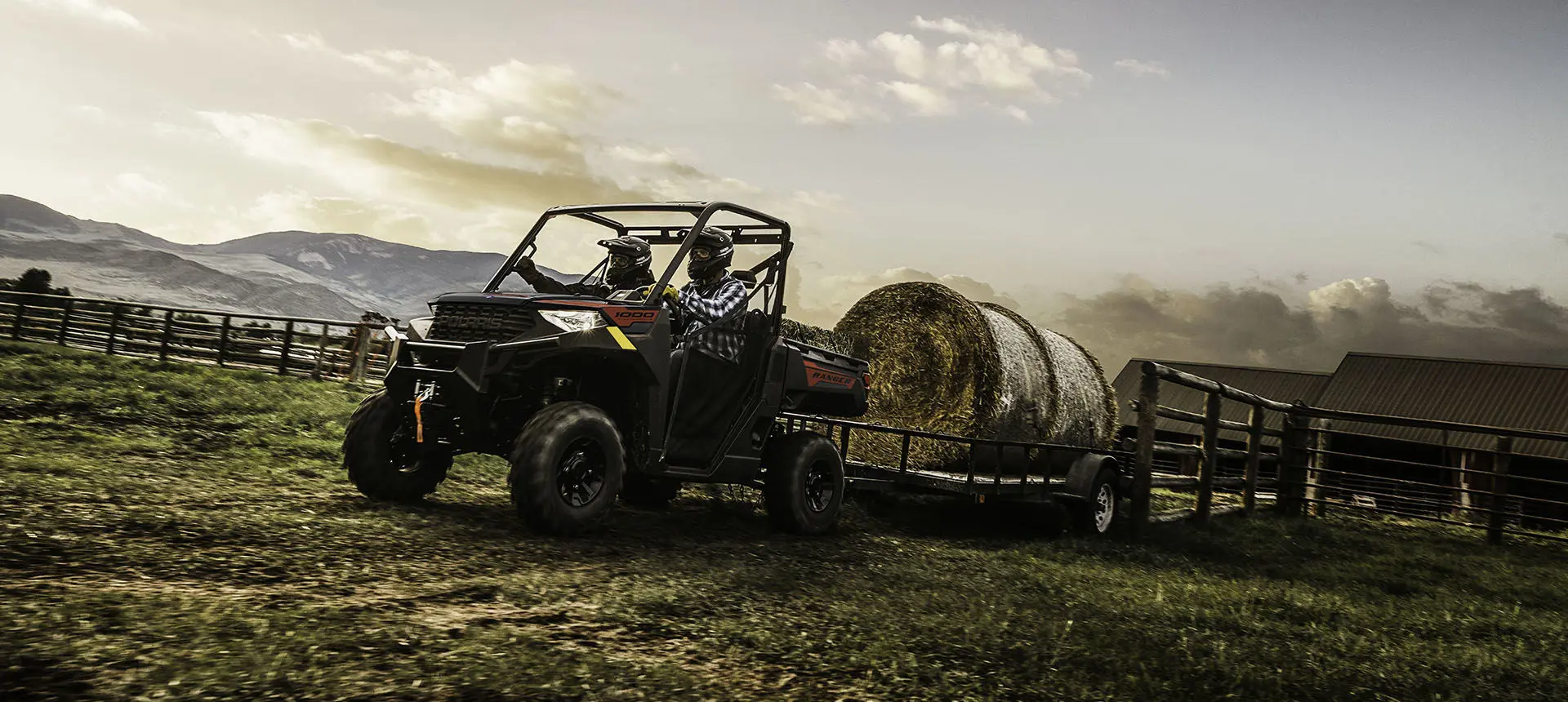 Ranger 1000 tirando de un remolque
