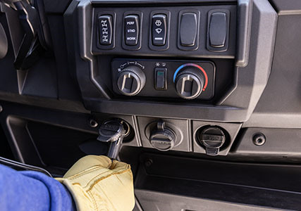 Control de aceleración de 3 posiciones en el Ranger XP 1000 NorthStar Edition