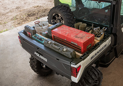 Ranger XP 1000 NorthStar Edition cargado con accesorios