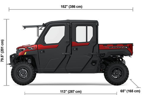 Vue latérale du Polaris RANGER CREW XP 1000 NorthStar Edition Premium 2025 Polaris Sunset Red avec les dimensions de hauteur, de largeur et de longueur.