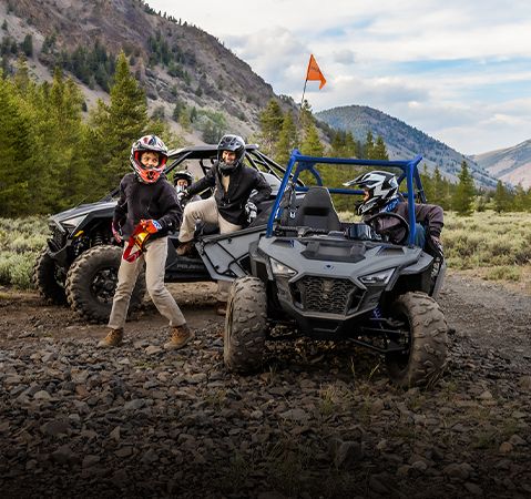 Voir les modèles RZR 200 EFI 2026.