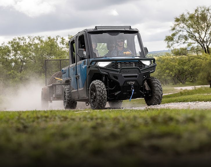 Explorer l’ensemble d’accessoires Farm pour les VUTT RANGER SP 570 2026.