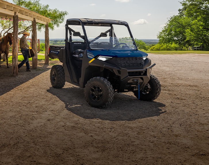 Explore accessories from the Farm & Ranch Package for the 2027 Polaris RANGER 1000 UTV.