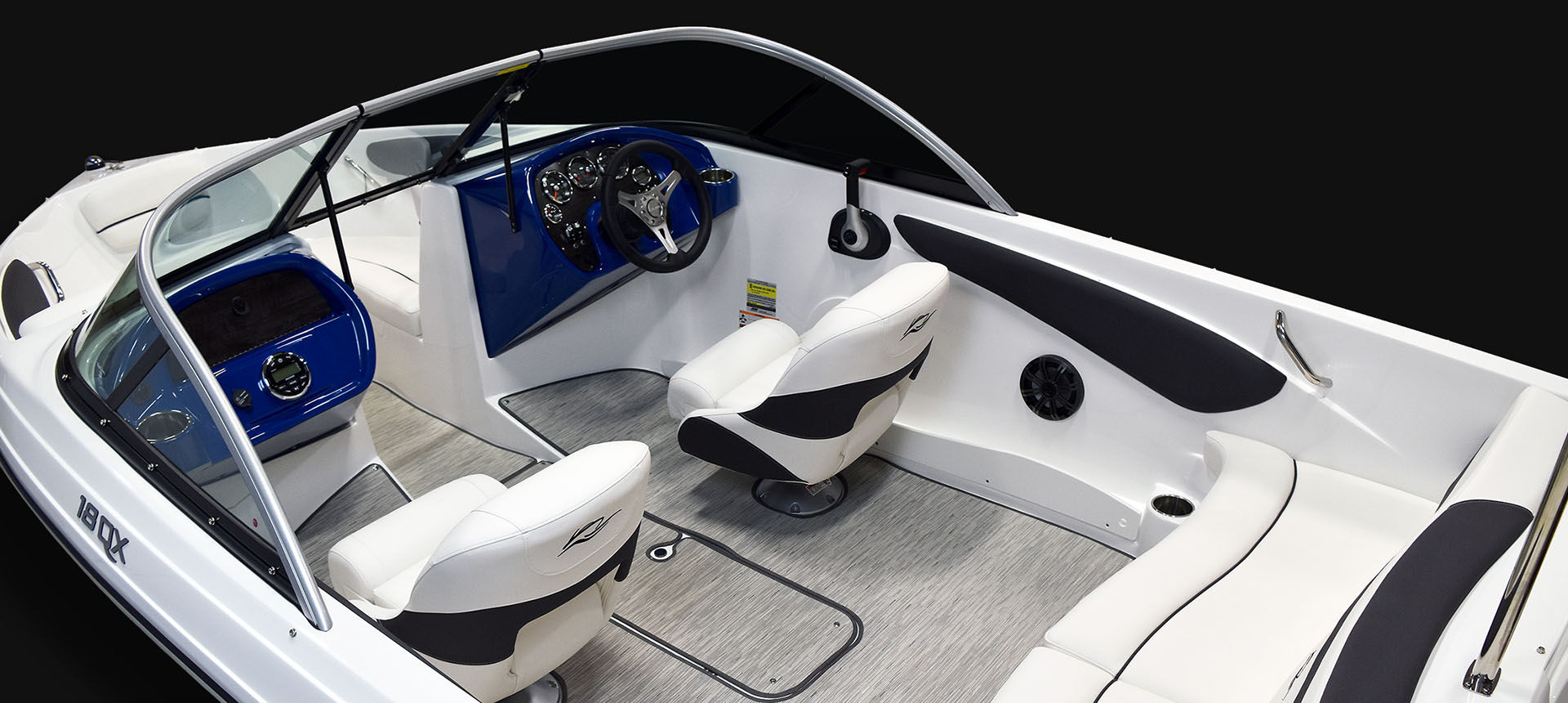 Pic of 18QX Outboard boat interior