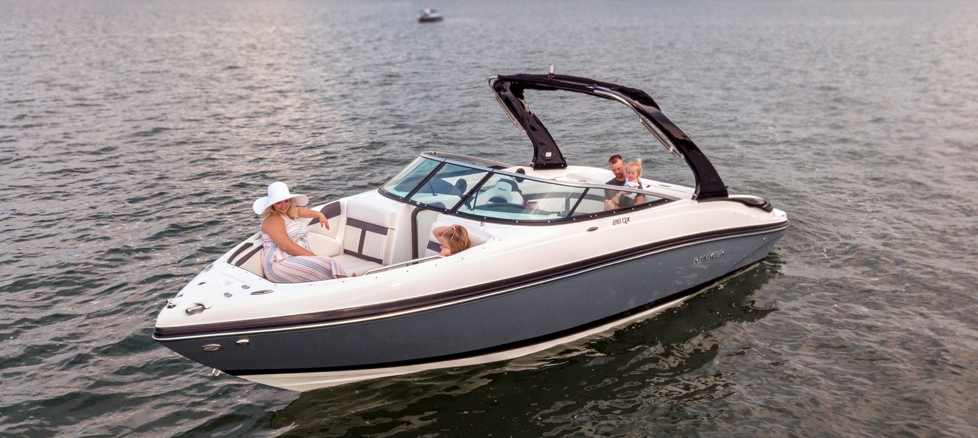 Rinker 26QX Sterndrive Photo Gallery Rinker Boats