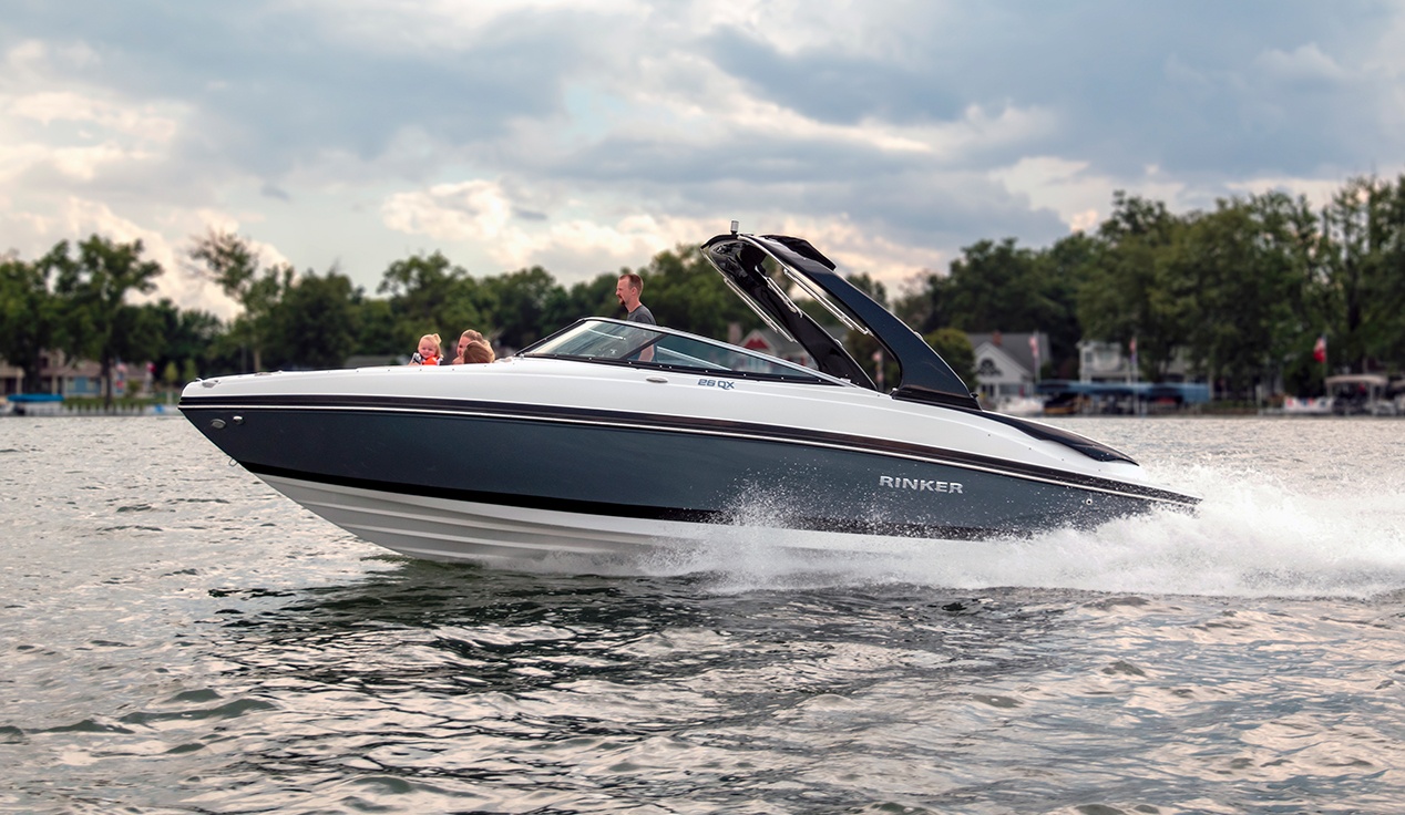 Rinker 26QX Sterndrive | Rinker Boats