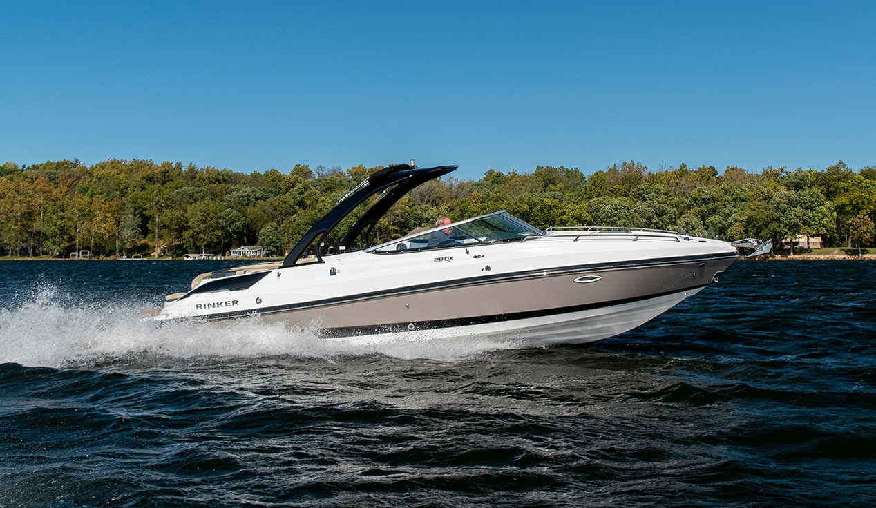 Rinker 29QX Cuddy Cabin | Rinker Boats