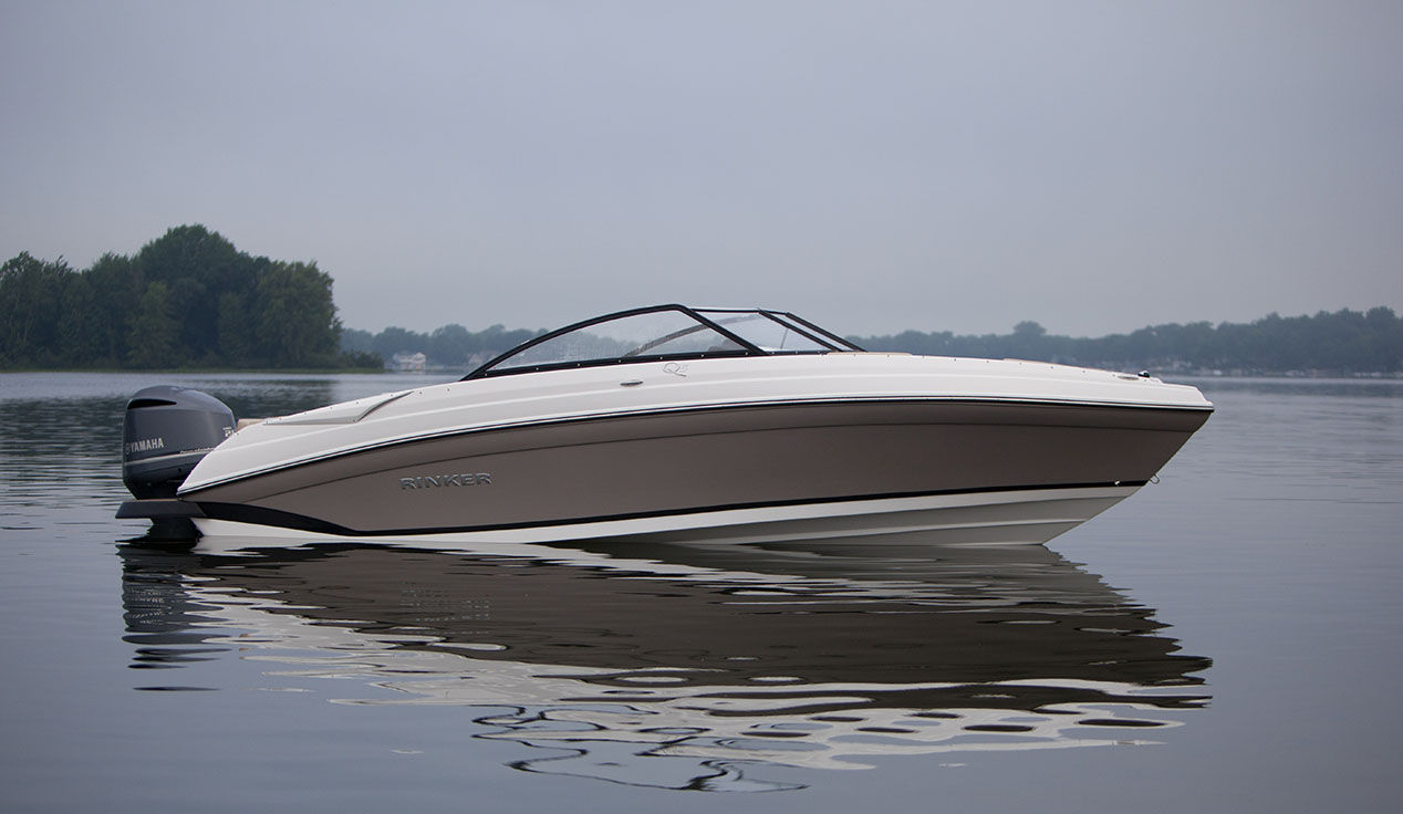 Pic of Q5 Outboard underwayoff