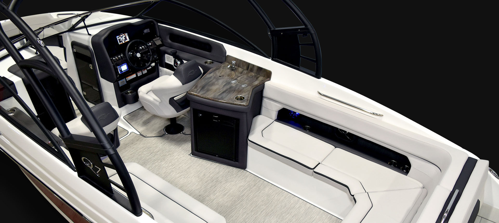 Pic of Q7 Outboard interior
