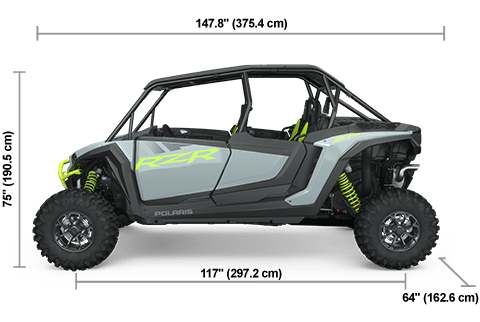Vista lateral del Polaris RZR XP 4 1000 Ultimate de 2025 en Storm Gray con dimensiones de altura, ancho y longitud.