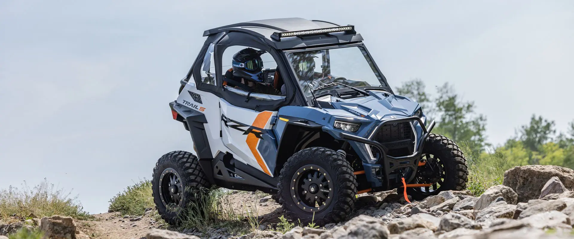 side profile of a polaris rzr trail s side by side