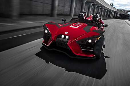 Historias de Slingshot - Campaña de Roadsters de tres ruedas