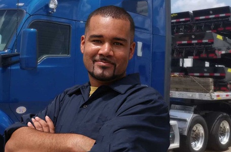 Slingshot Superheroes: Dezaray Mcmullin-Currie