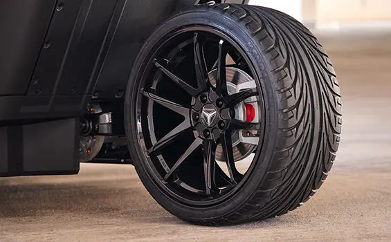 18” Front Aluminum Wheel on a 2025 Polaris Slingshot SLR three-wheeled roadster.