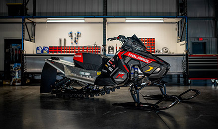 polaris-snowmobiles-600r-limited-edition