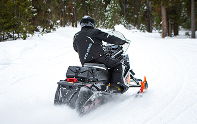 Enjoy the snow with INDY ADVENTURE
