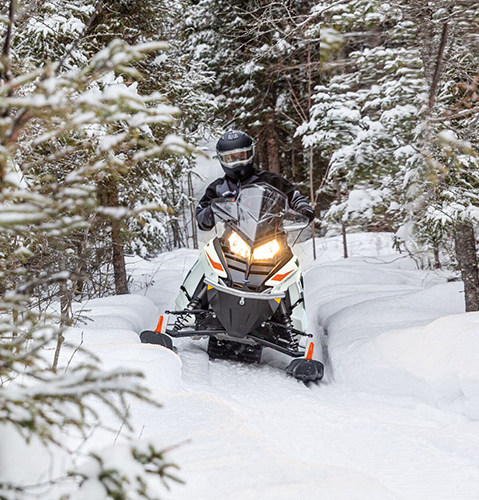 2024 Polaris 550 Voyageur Snowmobiles