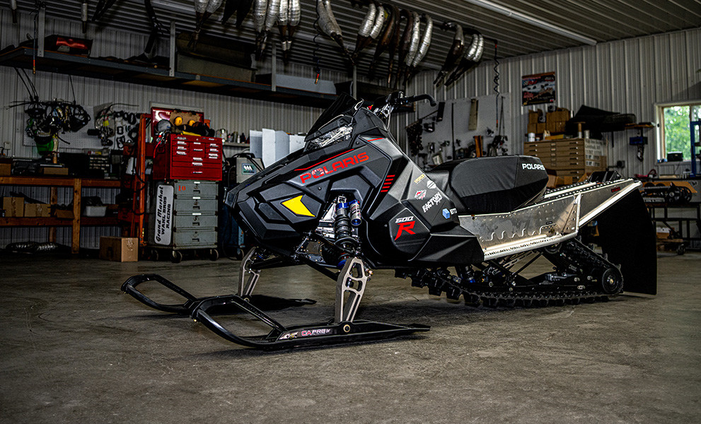 POLARIS 600R  レーサー 2026 Polaris 600R | Polaris Snowmobiles