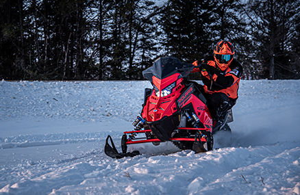 Polaris 600 Cross Country | Polaris Snowmobiles