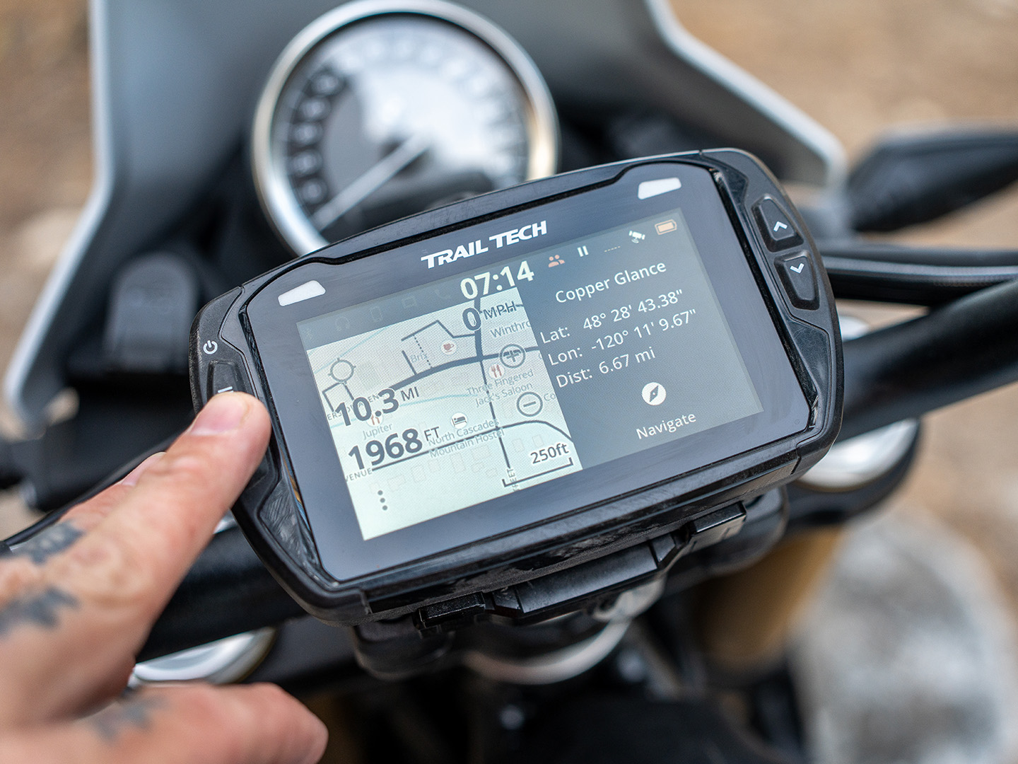 Voyager Pro4 MOTO Kit | Motorcycle GPS Dash & Buddy Tracking