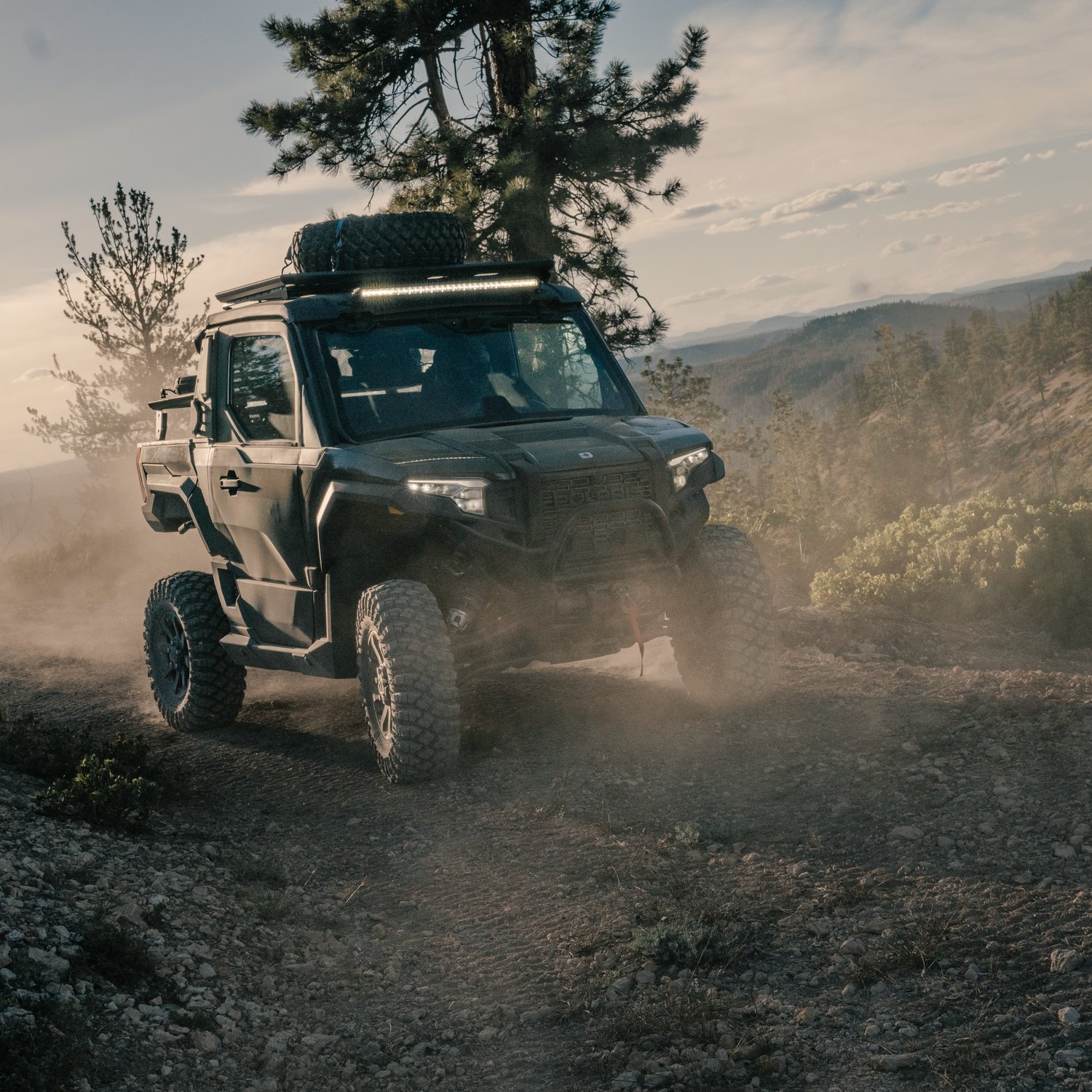 Rhino-Rack® Roof Rack Mount for Polaris XPEDITION XP, Small